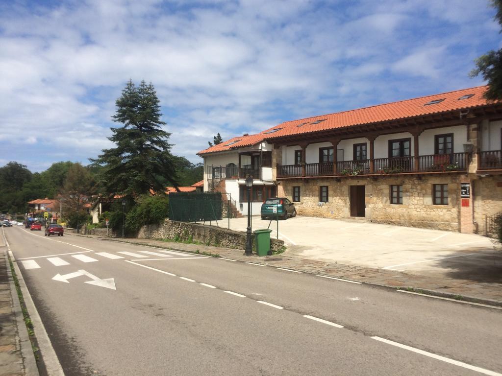 Apartamentos Llave De Santillana Santillana del Mar Bagian luar foto