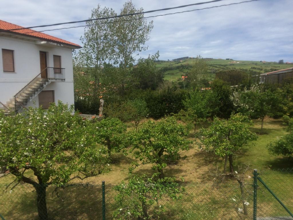 Apartamentos Llave De Santillana Santillana del Mar Bagian luar foto